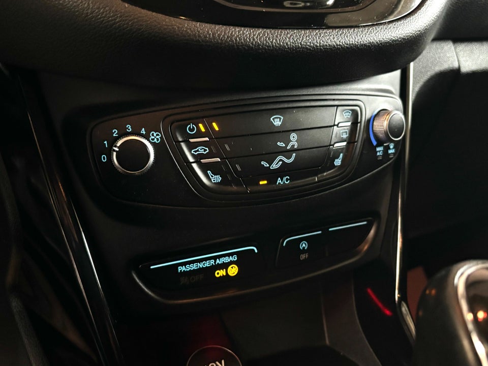 Ford B-MAX 1,0 SCTi 125 Titanium 5d