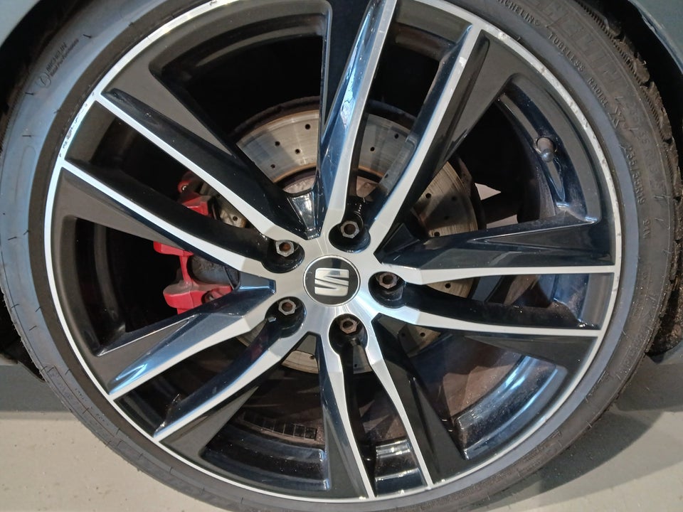 Seat Leon 2,0 TSi 300 Cupra ST DSG 5d