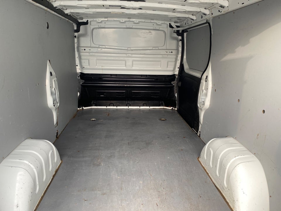 Renault Trafic T29 1,6 dCi 120 L2H1