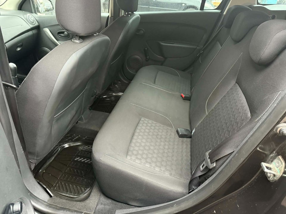 Dacia Logan 0,9 TCe 90 Laureate MCV 5d