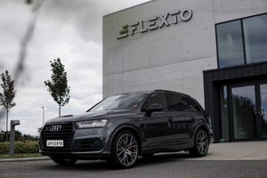 Audi SQ7, modelår 2017, 202,000 km