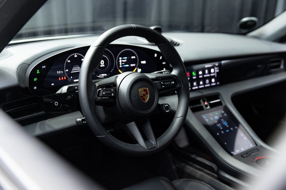 Porsche Taycan 4 Performance+ 75 Years Cross Turismo 5d