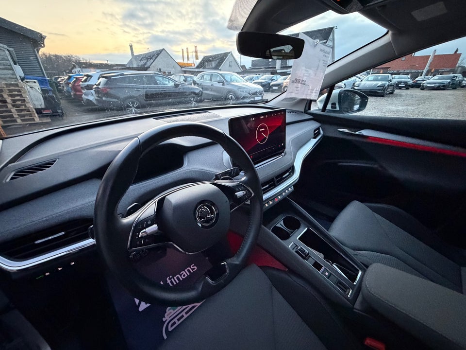 Skoda Enyaq 80 iV Loft 5d