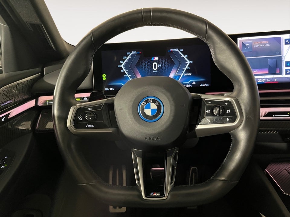 BMW i5 eDrive40 M-Sport 4d