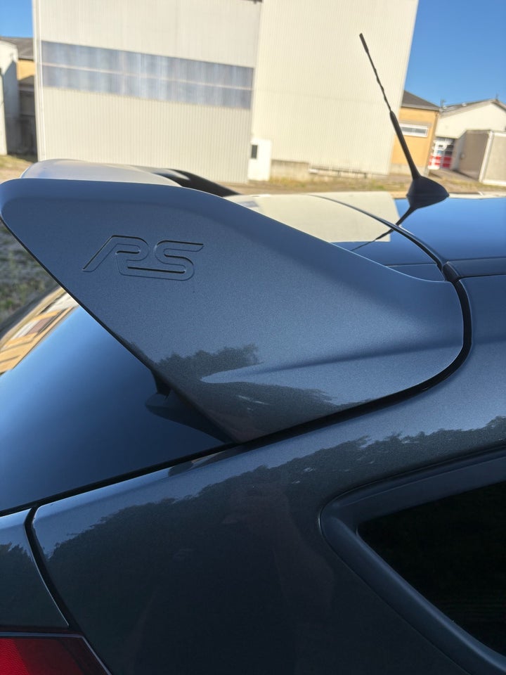 Ford Focus 2,3 SCTi 350 RS 5d