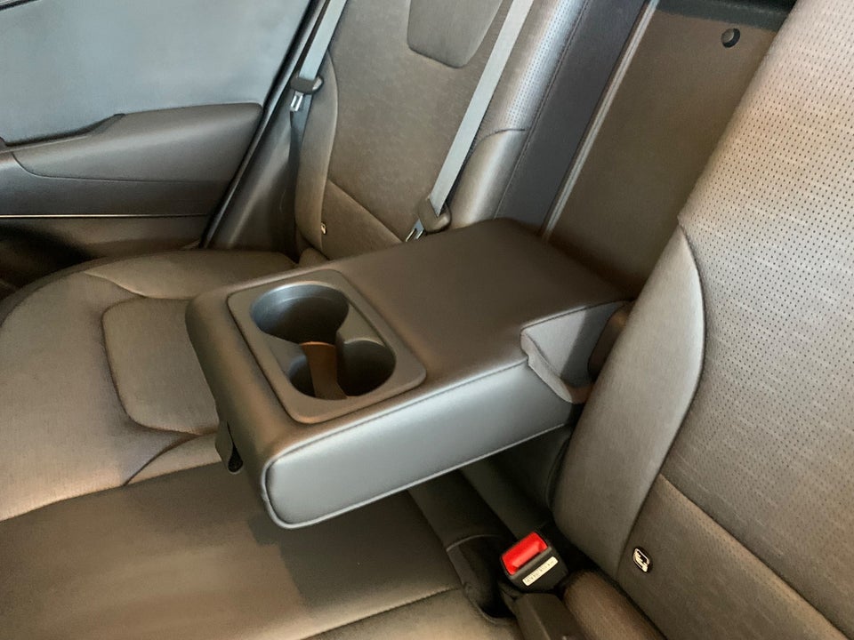 Kia Niro 64 EV Upgrade 5d