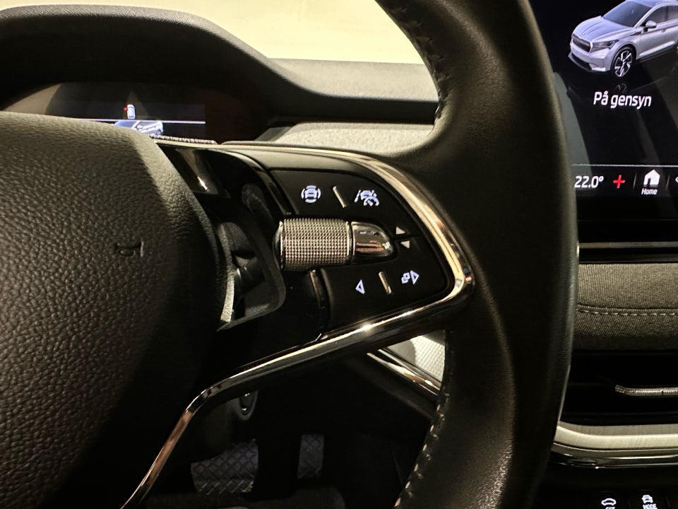 Skoda Enyaq 80 iV Loft 5d