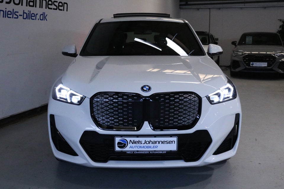 BMW iX1 eDrive20 M-Sport Pro 5d