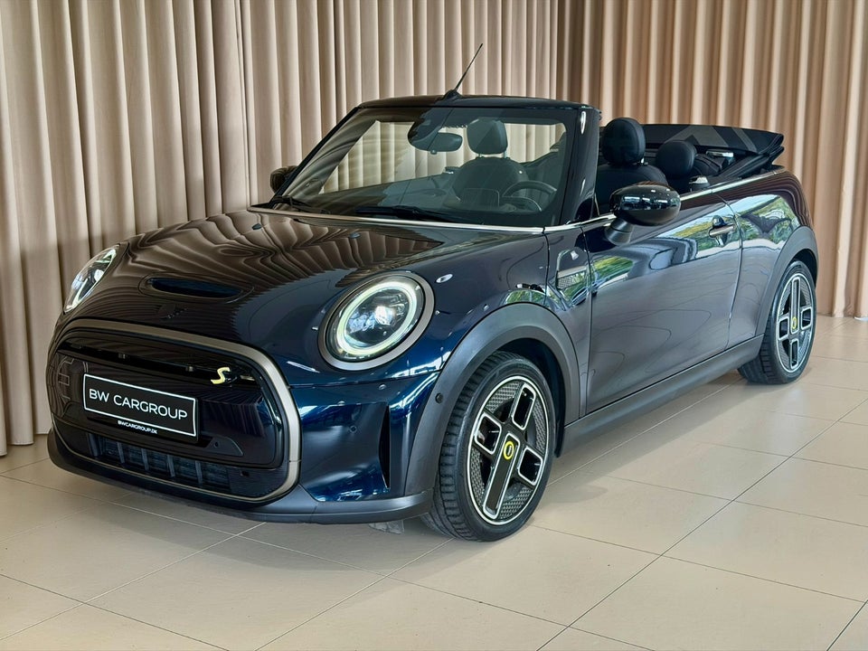 MINI Cooper SE Cabriolet 2d
