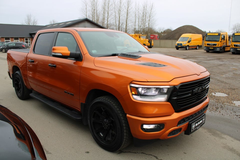 Dodge RAM 1500 5,7 Sport Crew Cab aut. 4d