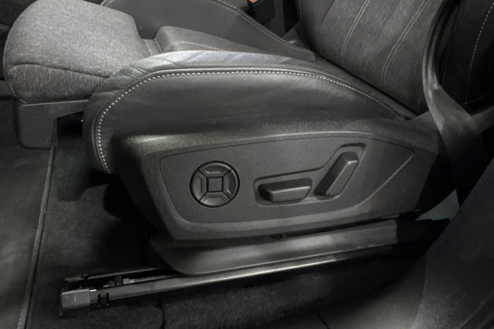 Audi Q6 e-tron Ultra quattro 5d