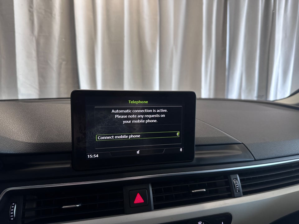 Audi A4 2,0 TDi 150 Avant S-tr. 5d