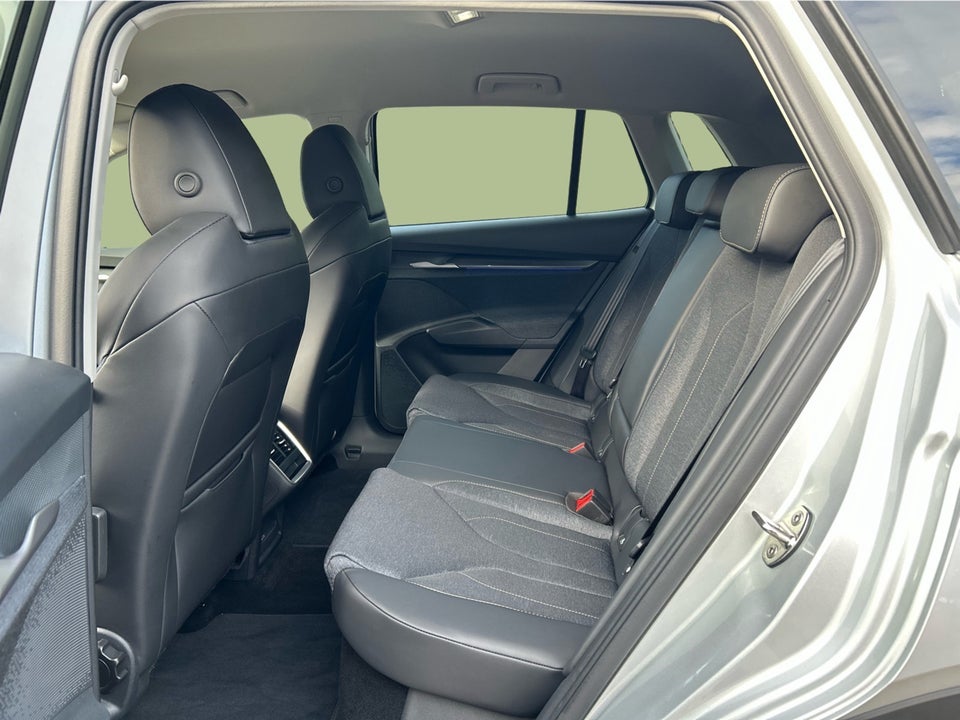 Skoda Elroq 85 iV Loft 5d