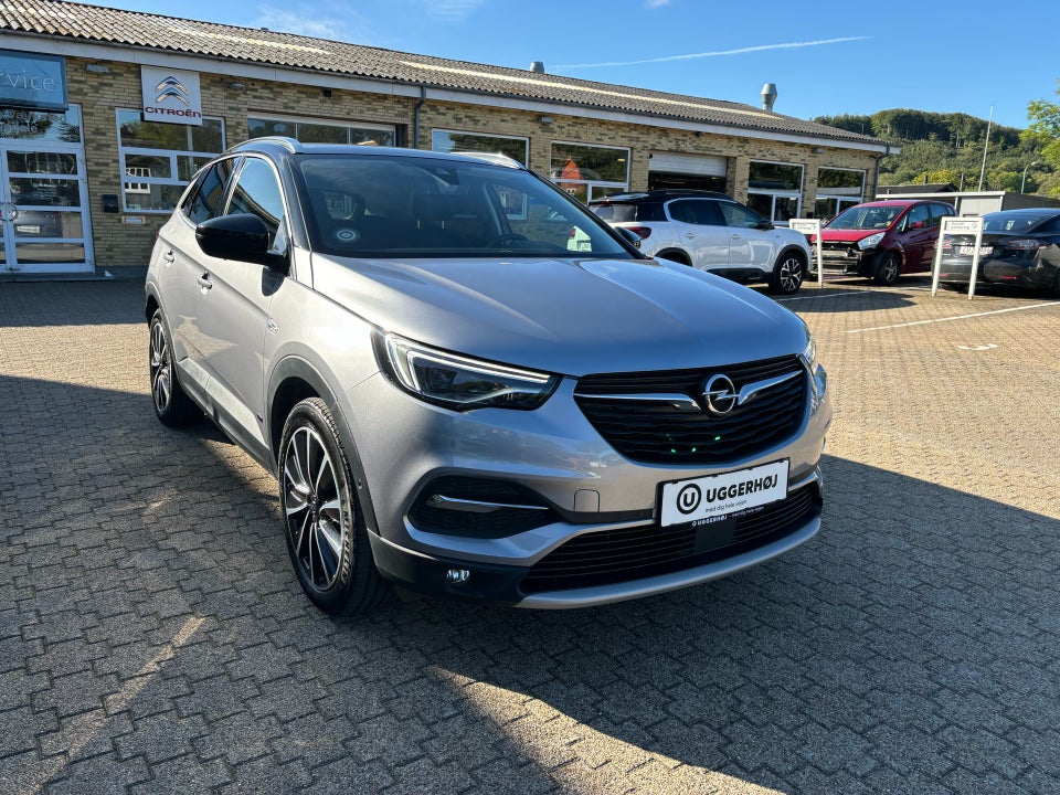 Opel Grandland X 1,6 Hybrid4 Ultimate aut. 5d