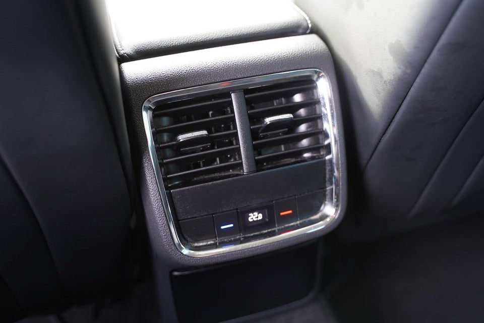 Skoda Octavia 1,4 TSi iV Plus Combi DSG 5d