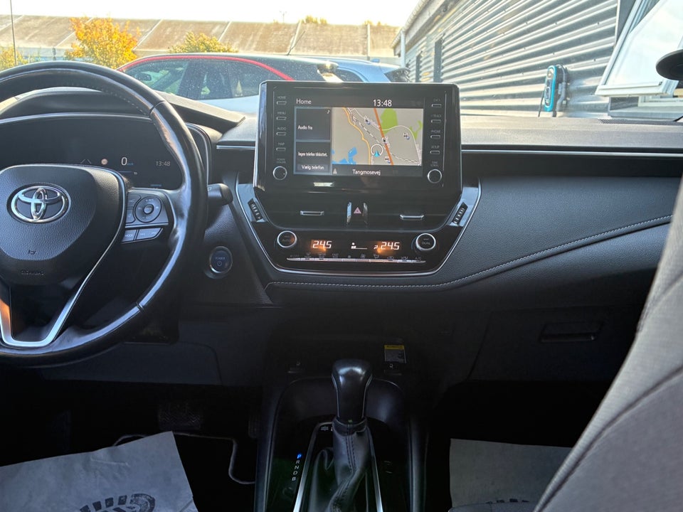 Toyota Corolla 1,8 Hybrid H3 Premium Touring Sports MDS 5d
