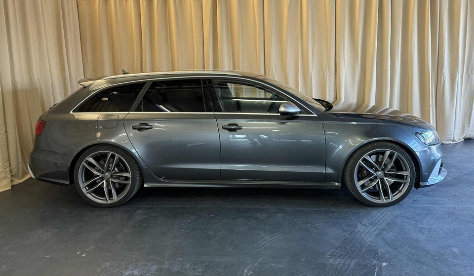 Audi RS6 4,0 TFSi Avant quattro Tiptr. 5d