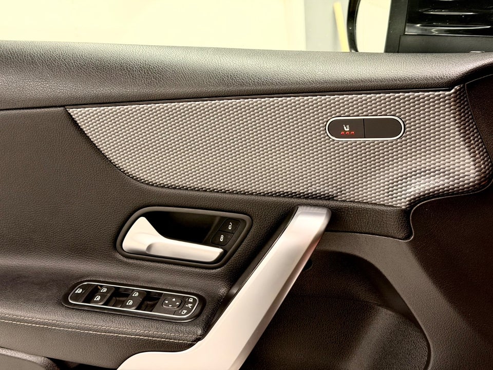 Mercedes A180 d 1,5 Business Progressive Line aut. 5d