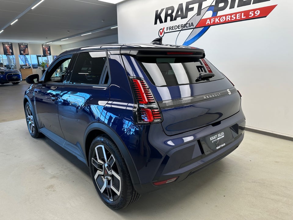 Renault 5 E-Tech 52 Techno 5d