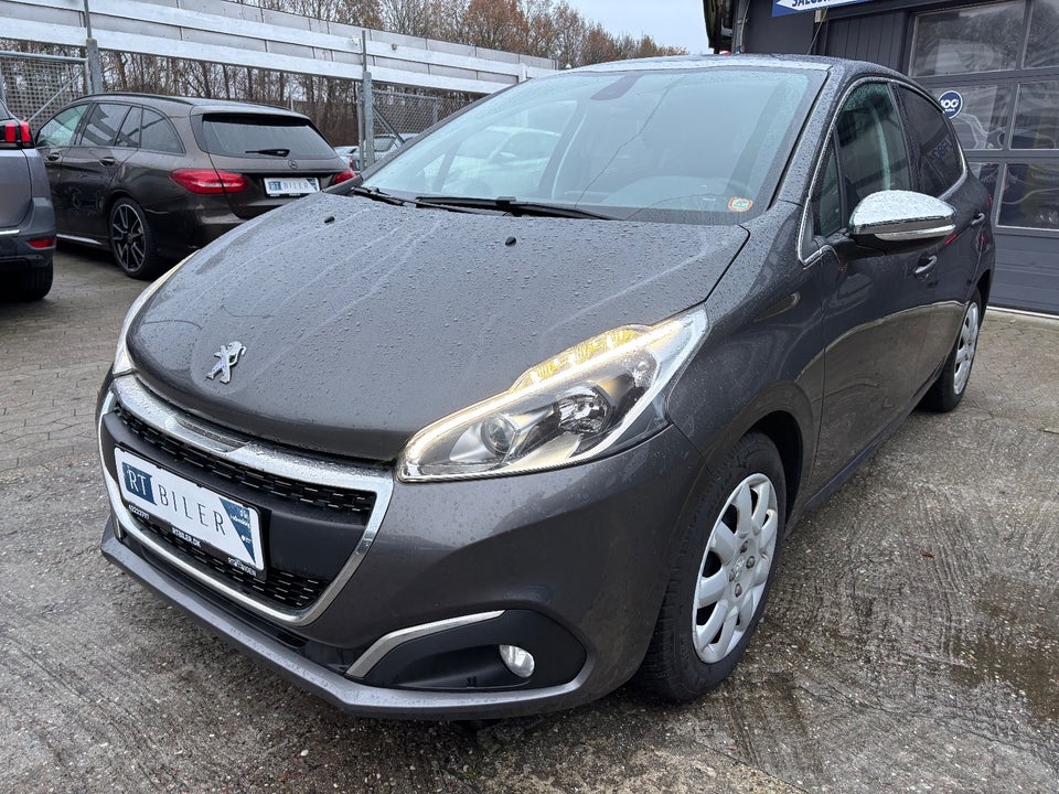 Peugeot 208 1,6 BlueHDi 100 Allure Sky 5d