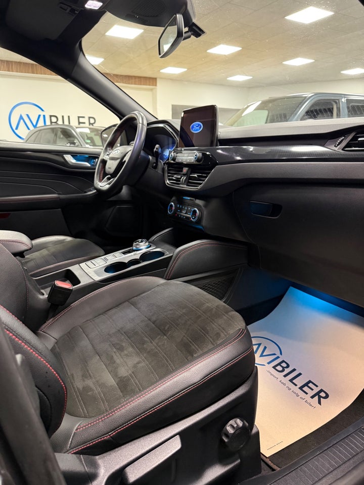 Ford Kuga 2,5 PHEV ST-Line X CVT 5d