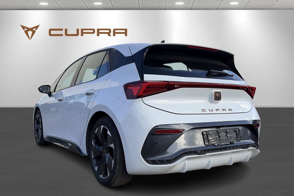 Cupra Born 58  5d