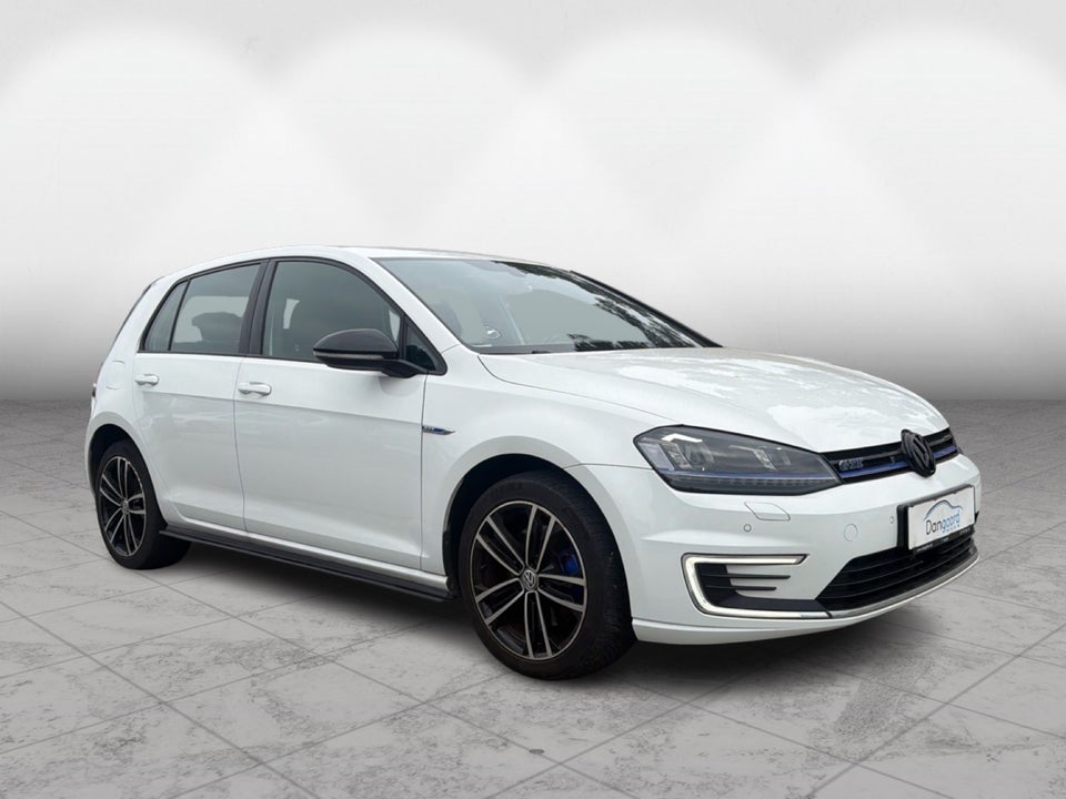 VW Golf VII 1,4 GTE DSG 5d