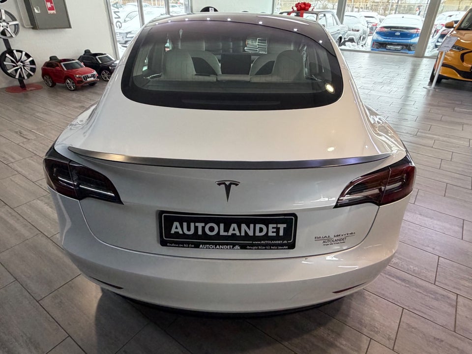Tesla Model 3 Performance AWD 4d