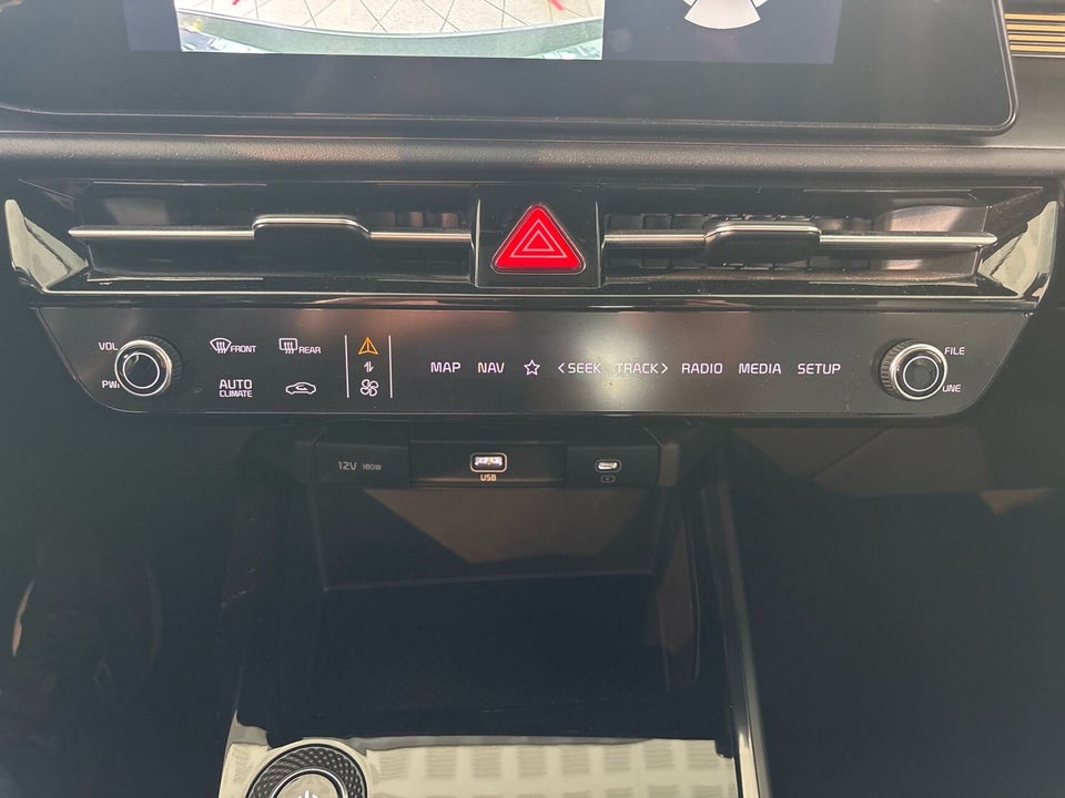 Kia Niro 64 EV Prestige 5d