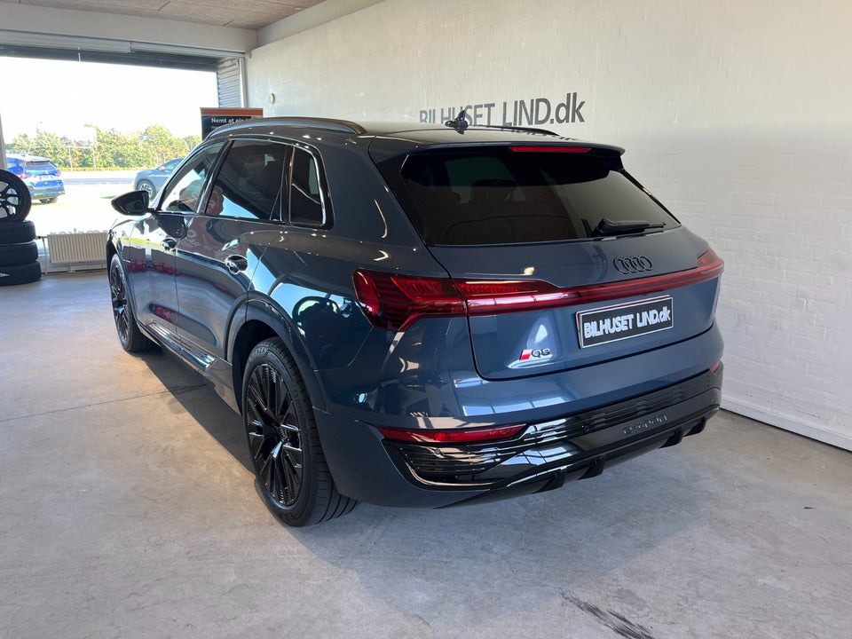 Audi Q8 e-tron 50 S-line quattro 5d