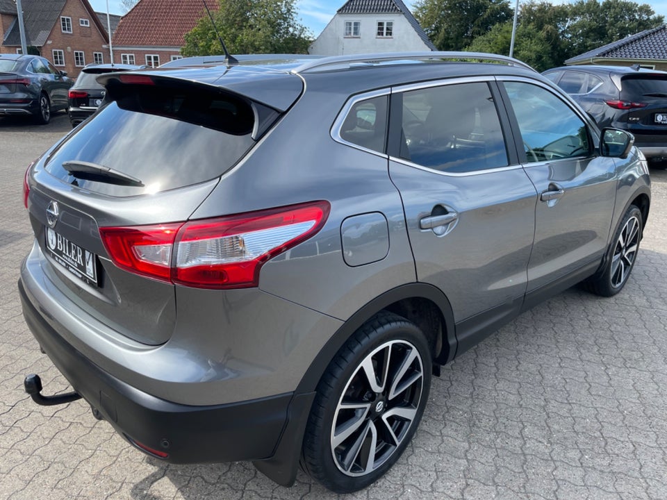 Nissan Qashqai 1,5 dCi 110 Tekna 5d