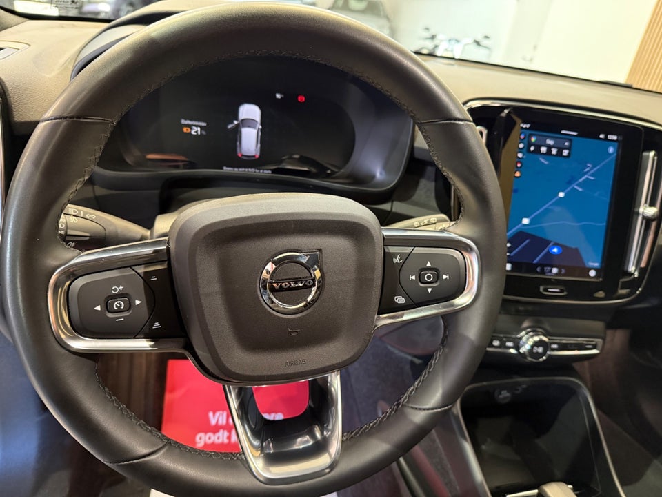 Volvo XC40 P6 ReCharge Core 5d