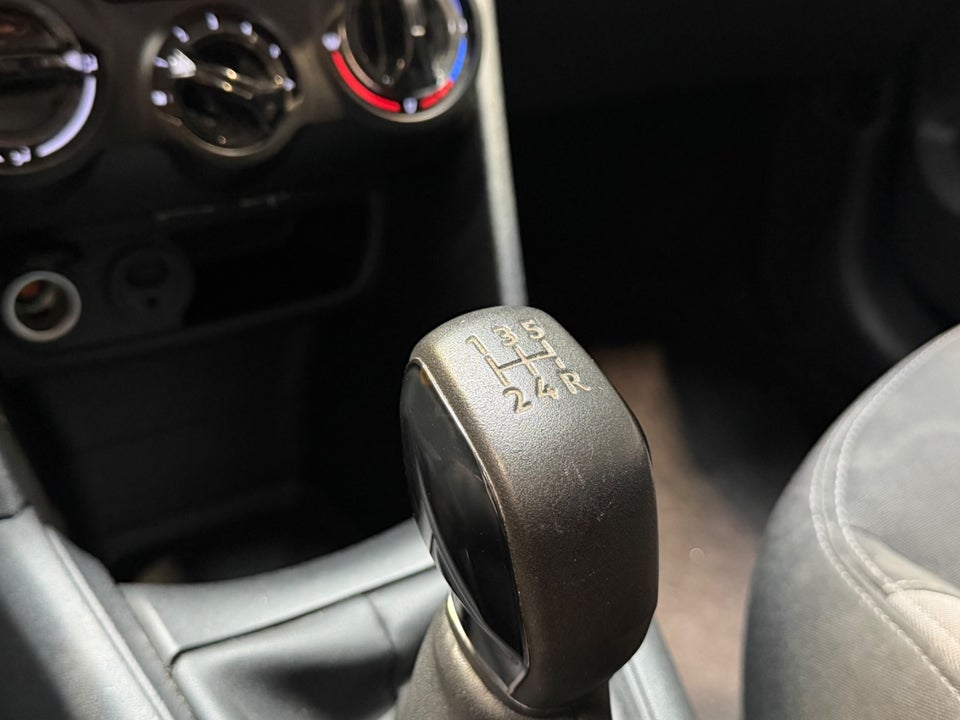 Peugeot 208 1,6 e-HDi 92 Active 5d