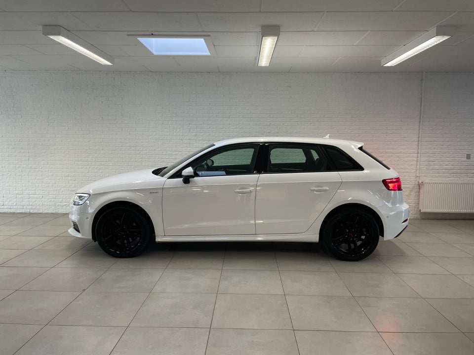 Audi A3 1,4 e-tron Sport Sportback S-tr. 5d