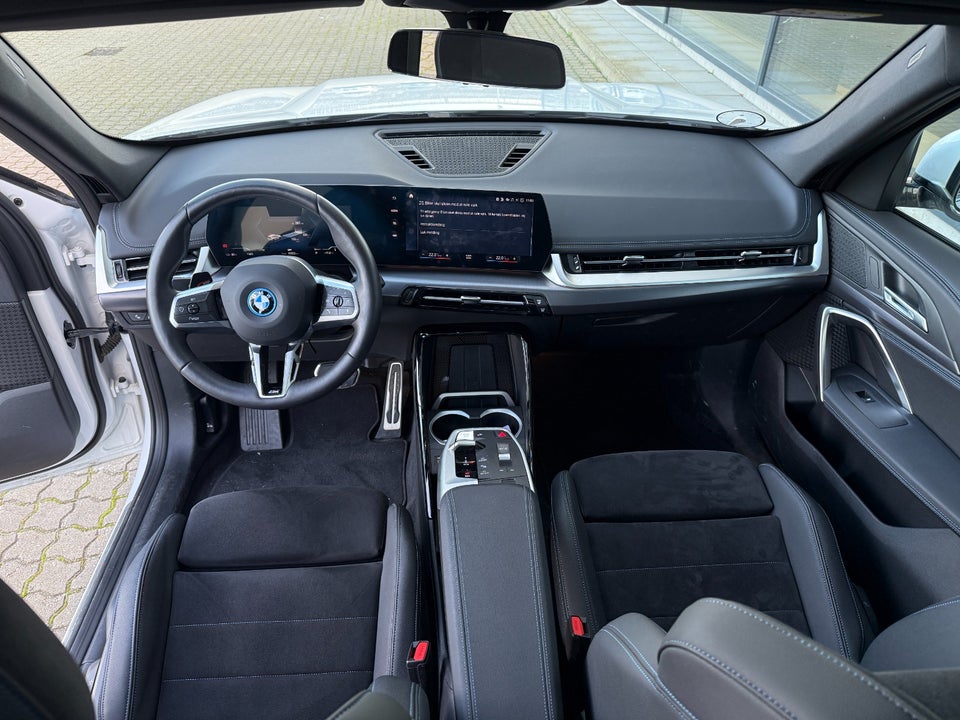 BMW iX1 xDrive30 M-Sport Premium 5d