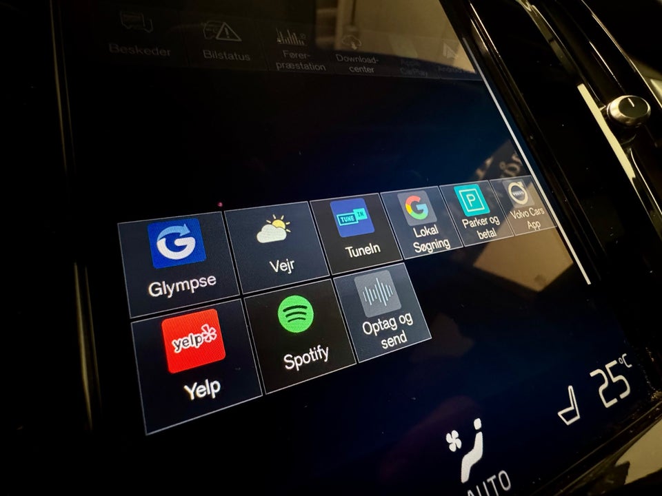 Volvo V90 2,0 T5 254 Momentum aut. 5d