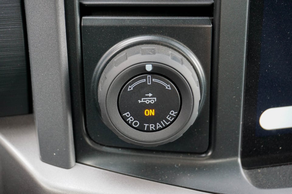 Ford F-150 Lightning XLT Standard Range 4d