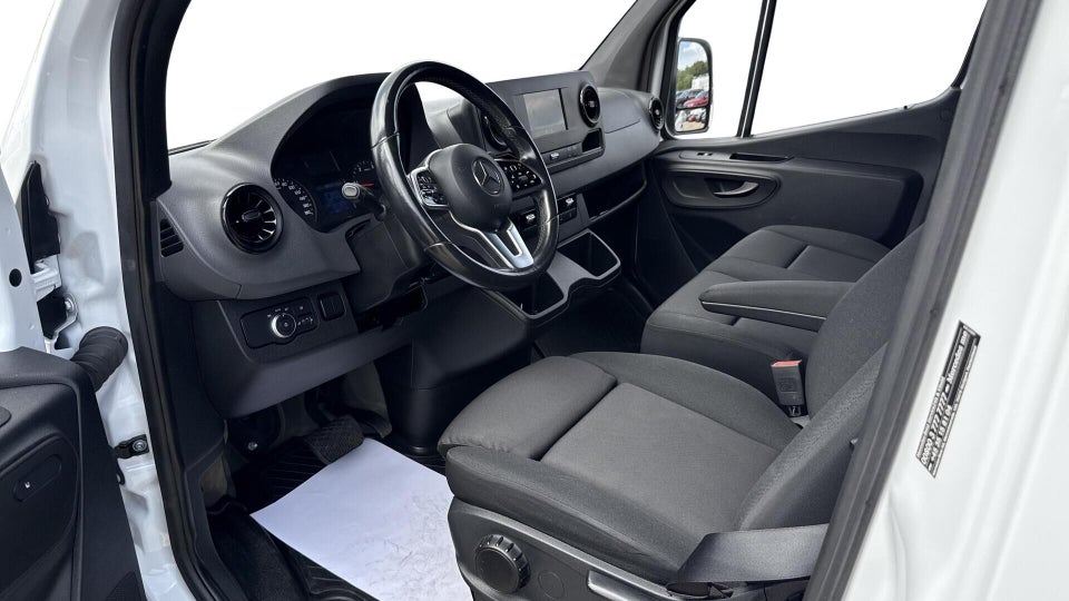 Mercedes Sprinter 215 2,0 CDi A2 Kassevogn aut. FWD