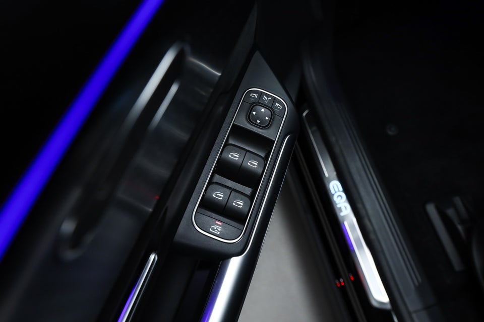 Mercedes EQA250+ AMG Advance 5d