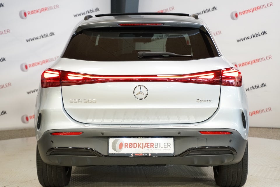 Mercedes EQA300 AMG Line 4Matic 5d