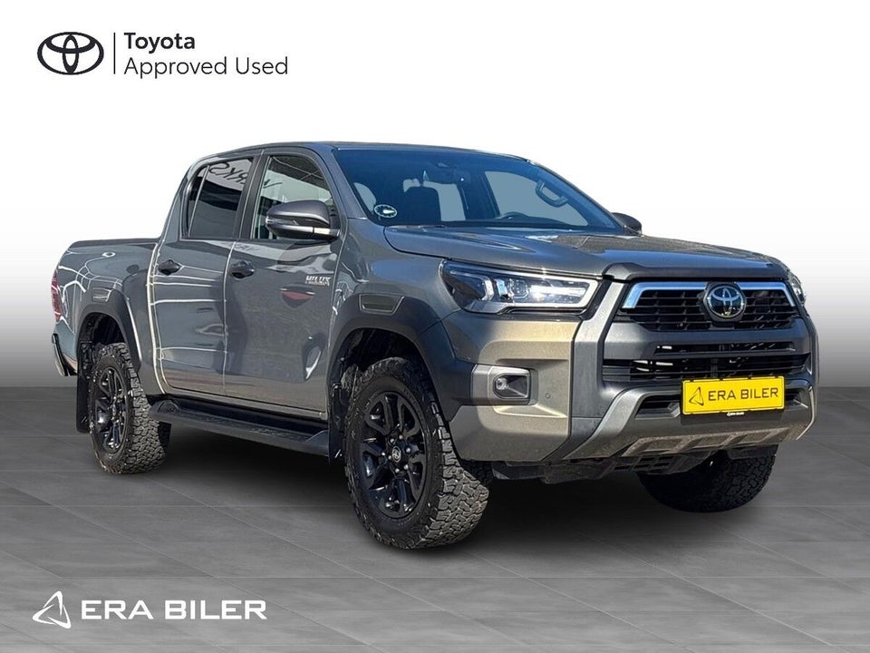Toyota HiLux 2,8 D T4 Invincible Db.Kab aut. 4d