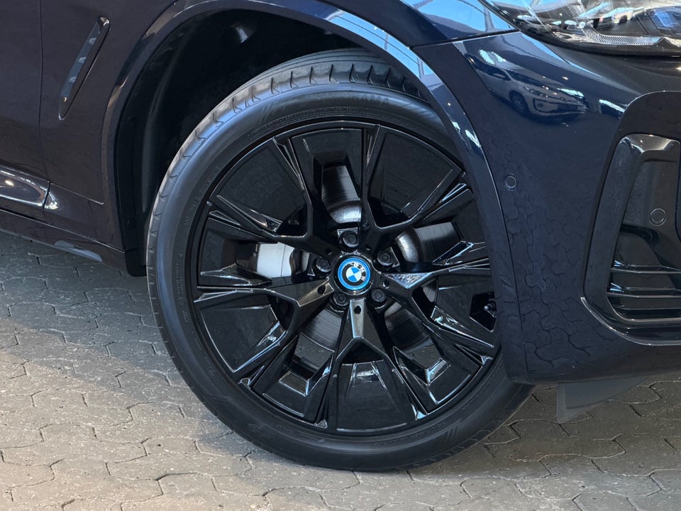 BMW iX3 Charged Plus M-Sport 5d