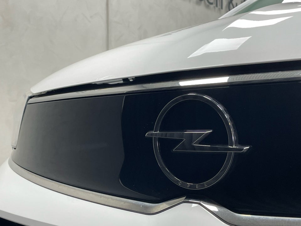 Opel Crossland 1,2 First Edition 5d