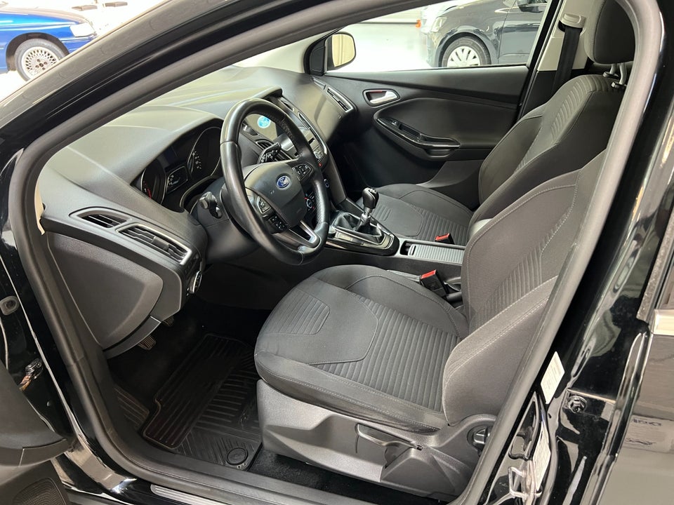 Ford Focus 1,0 SCTi 125 Titanium stc. 5d