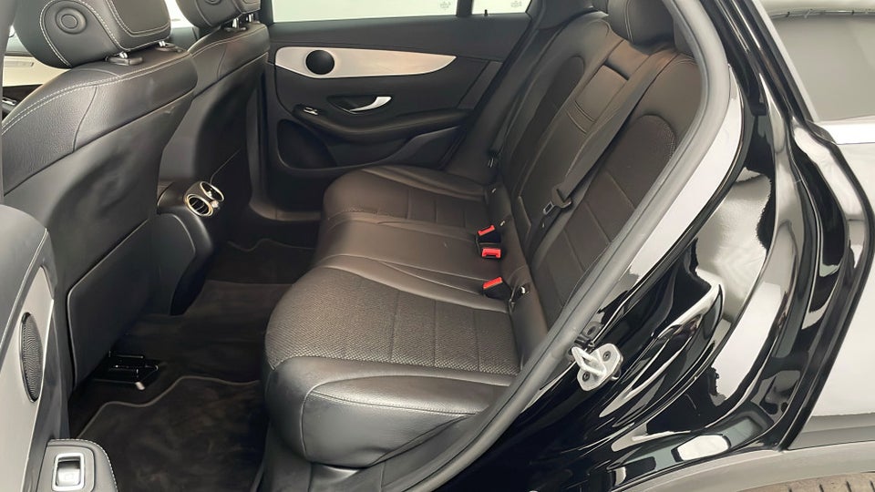 Mercedes GLC300 de 2,0 aut. 4Matic 5d