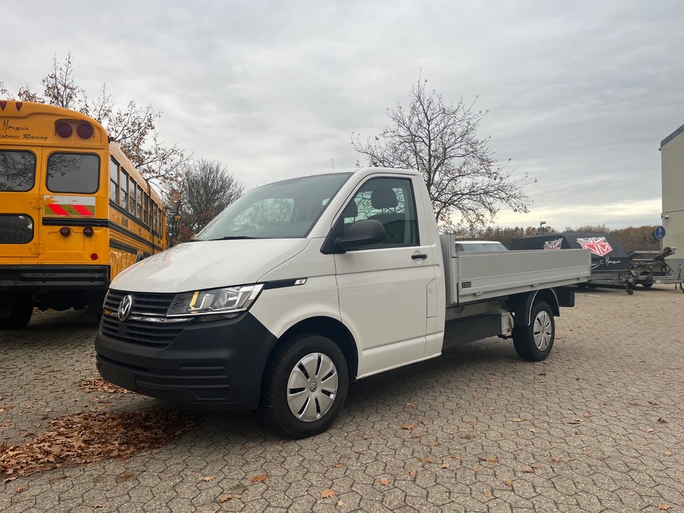 VW Transporter 2,0 TDi 110 Ladvogn lang