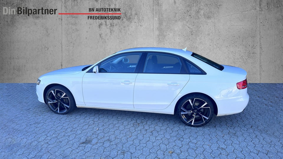 Audi A4 2,0 TFSi 211 quattro S-tr. 4d