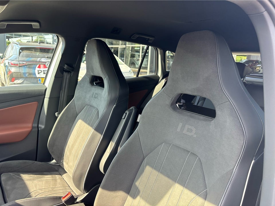 VW ID.4 77 Pro Performance 5d