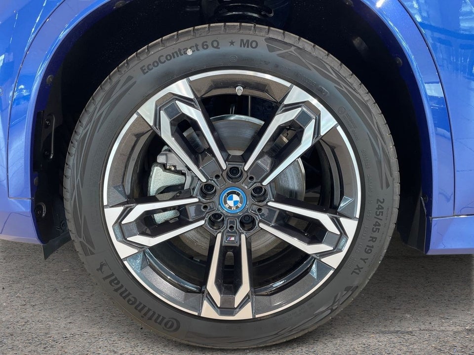BMW iX1 xDrive30 M-Sport 5d