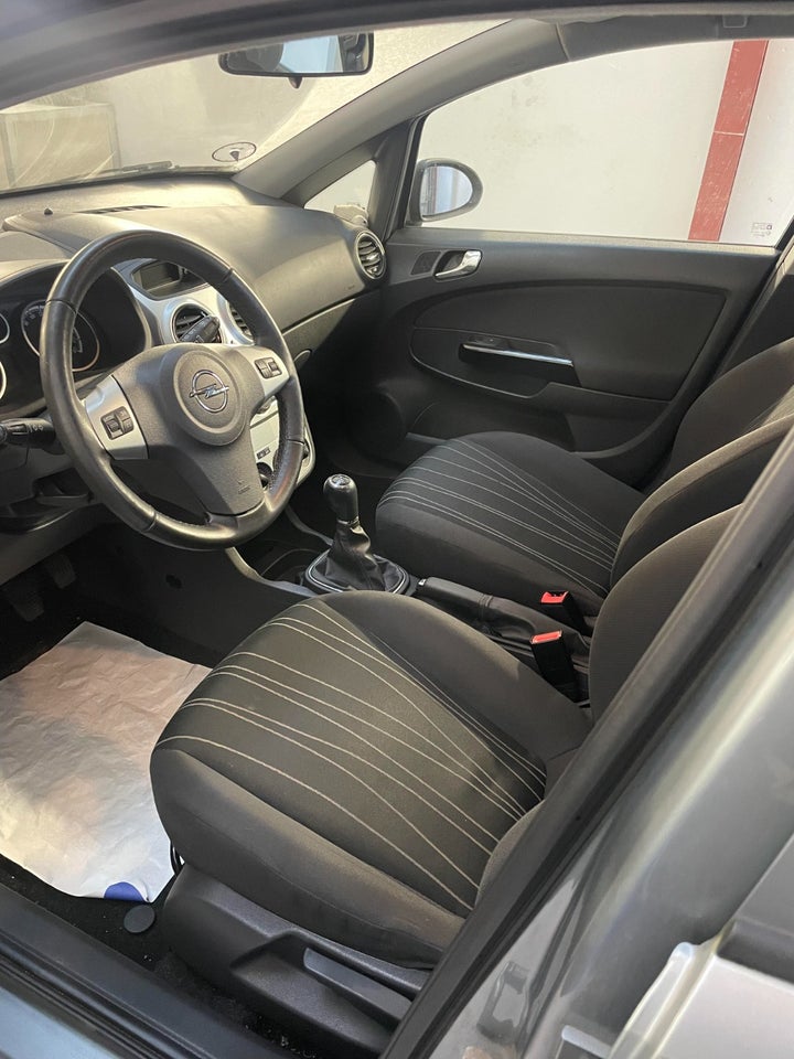 Opel Corsa 1,3 CDTi 95 Cosmo eco 3d